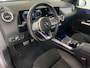 Mercedes-Benz B-klasse 180 Business Solution AMG | Panoramadak | Trekhaak | Carplay | 177 PK