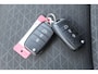 Kia Picanto 1.0 CVVT First Edition Navigatie/Cruise control/Climate control/Apple carplay/Achteruitrijcamera/Multifunctioneel stuurwiel/Elektrische ramen/Elektrisch inklapbare spiegels/15'' Lichtmetalen velgen.