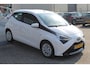 Toyota Aygo 1.0 VVT-i x-play limited Navigatie/Achteruitrijcamera/Apple carplay/Airco/Bluetooth/Toerenteller/Multifunctioneel stuurwiel/LED koplampen/Elektrisch verstelbare spiegels/Elektrische ramen.