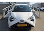 Toyota Aygo 1.0 VVT-i x-play limited Navigatie/Achteruitrijcamera/Apple carplay/Airco/Bluetooth/Toerenteller/Multifunctioneel stuurwiel/LED koplampen/Elektrisch verstelbare spiegels/Elektrische ramen.