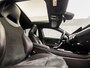 Mercedes-Benz A-klasse 220 AMG Sport 191Pk Automaat (SCHUIFDAK, SFEERVERLICHTING, APPLE CARPLAY, GROOT NAVI, LEDER/ALCANTARA, STOELVERWARMING, WIDESCREEN, CAMERA, NIEUWSTAAT)