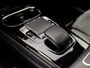 Mercedes-Benz A-klasse 220 AMG Sport 191Pk Automaat (SCHUIFDAK, SFEERVERLICHTING, APPLE CARPLAY, GROOT NAVI, LEDER/ALCANTARA, STOELVERWARMING, WIDESCREEN, CAMERA, NIEUWSTAAT)