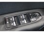 Renault Captur 1.3 TCe 140 Intens | Navigatie | Parkeer sensoren achter | Stoelverwarming |