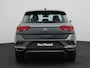 Volkswagen T-Roc 1.5 TSI Style 150PK AUTOMAAT | NAVIGATIE | CLIMATE CONTROL | PARKEERSENSOREN