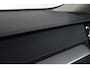 Volvo XC60 T8 Recharge AWD Ultimate Dark Volvo XC60 T8 Plug-in hybrid AWD Ultimate Dark - LONG RANGE - Panorama/schuifdak - IntelliSafe Assist & Surround - 360º Camera - Verwarmde voorstoelen, stuur & achterbank - Parkeersensoren voor & achter - Elektr. bedienb. voorstoelen met geheugen - Draadloze tel. lader - Head up display - Extra getint glas - 20' LMV