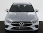Mercedes-Benz A-klasse 250e Star Edition | Dodehoekassistent | Verwarmde stoelen vooraan | Spiegelpakket | Parkeerpakket met achteruitrijcamera | Extra USB-poorten |