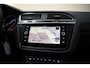 Volkswagen Tiguan 1.5 TSI 150pk Comfortline Business Aut. [ Panorama Navi Adapt.cruise ]