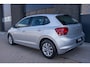 Volkswagen Polo 1.0 TSI Highline | Navi | Climate | Stuurbediening | Stoelverwarming | Sfeer | Carplay Voorbereiding | Draadloos Opladen | Bluetooth | Front Assist | 2 X PDC | Garantie