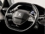 Peugeot 2008 1.2 PureTech Sport Automaat (APPLE CARPLAY, GROOT NAVI, LM VELGEN, SPORTSTOELEN, LED KOPLAMPEN, PARKEERSENSOREN, LANE ASSIST, NIEUWSTAAT)