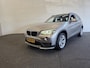 BMW X1 sDrive20i Executive Automaat Leder Trekhaak Navigatie Parkeersensoren achter Xenon Cruise Control Climate Control Lichtmetalen velgen