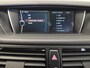 BMW X1 sDrive20i Executive Automaat Leder Trekhaak Navigatie Parkeersensoren achter Xenon Cruise Control Climate Control Lichtmetalen velgen