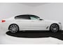 BMW 5-Serie 520i High Executive (PANORAMADAK, H&K, CAMERA, TREKHAAK, STOEL/STUUR VERWARMING, ELEKTR STOELEN, HEAD-UP, NL-AUTO)