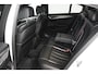 BMW 5-Serie 520i High Executive (PANORAMADAK, H&K, CAMERA, TREKHAAK, STOEL/STUUR VERWARMING, ELEKTR STOELEN, HEAD-UP, NL-AUTO)