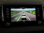 Skoda Karoq 1.5 TSI ACT Sportline Business 150 pk Automaat (DSG) | Navigatie | Elektr. trekhaak | Parkeersensoren | Achteruitrijcamera | Adaptieve cruise control | Stoelverwarming |