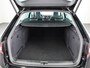 Skoda Superb Combi 1.5 TSI ACT Sportline Business 150 pk Automaat (DSG) | Private lease vanaf 699,-- | Verlengde garantie | Navigatie | Panoramadak | Elektr. trekhaak | Parkeersensoren | Achteruitrijcamera |