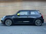 MINI Mini Electric Essential 33 kWh Camera / DAB+ / Navi / Lm Velgen / Clima / Stoelverwarming