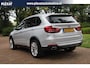 BMW X5 XDrive40d High Executive 7-Persoons Aut. | BMW Individual | Harman-Kardon | Orig. NL | Perl-Silber | Panorama | NAP | HUD |
