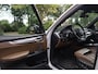 BMW X5 XDrive40d High Executive 7-Persoons Aut. | BMW Individual | Harman-Kardon | Orig. NL | Perl-Silber | Panorama | NAP | HUD |