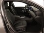 Mercedes-Benz A-klasse 250 e Business Line | Verwarmde stoelen vooraan | Extra USB-poorten | Zitcomfortpakket | Achteruitrijcamera | Dodehoekassistent | Spiegelpakket | Parkeerpakket met achteruitrijcamera |