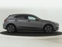 Mercedes-Benz A-klasse 250 e Business Line | Verwarmde stoelen vooraan | Extra USB-poorten | Zitcomfortpakket | Achteruitrijcamera | Dodehoekassistent | Spiegelpakket | Parkeerpakket met achteruitrijcamera |