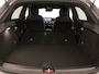 Mercedes-Benz A-klasse 250 e Business Line | Verwarmde stoelen vooraan | Extra USB-poorten | Zitcomfortpakket | Achteruitrijcamera | Dodehoekassistent | Spiegelpakket | Parkeerpakket met achteruitrijcamera |