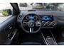 Mercedes-Benz GLA 250e Business Solution AMG | Premium Plus pakket | Panoramaschuifdak | Stoelverwarming | 360° camera | Premium Plus | Head-up display | Dodehoekassistent |