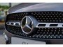 Mercedes-Benz GLA 180 Business Solution AMG | Premium plus pakket | Panoramadak | Memory | Trekhaak | Head-up display | Keyless go |
