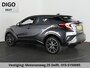 Toyota C-HR 116 PK DYNAMIC URBAN NAVI 1e EIG GARANTIE 6-2028 ! LMV.CLIMA. ADAPTIEF CRUISE CONTROL . KEYLESS ENTRY . ELEKTRISCHE INKLAPBARE SPIEGELS .