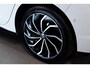 Volkswagen Golf 1.5 eTSI 3x R-Line Pano|IQ|ACC|AppleCarplay|Trekhaak