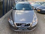 Volvo V70 3.2 Momentum Automaat LEER / NAVI / XENON / TREKHAAK