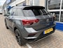 Volkswagen T-Roc 1.5 TSI Sport / AUTOMAAT/ PANO/ ADAPT. CRUISE/ 19"LMV/ DIGITAL DASH/ STOEL VERWARM./ NAVI/ SPRAAKBEDIENING/ RIJ-MODI/ CLIMA/ BLUETOOTH