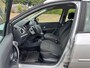 Renault Clio Estate 1.2 TCE Collection Airco Electric pakket Audio-CD/MP3 ABS Cruisecontrol Getint glas Dealeronderhoud Nieuwe Apk