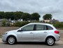 Renault Clio Estate 1.2 TCE Collection Airco Electric pakket Audio-CD/MP3 ABS Cruisecontrol Getint glas Dealeronderhoud Nieuwe Apk