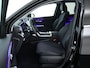 Mercedes-Benz GLC 300e 4MATIC Luxury Line | Trekhaak | Stoel en Stuurverwarming | Memory | Sfeerverlichting | Dode Hoek Ass | Inclusief 24 maanden Mercedes-Benz Certified garantie voor Europa.