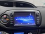 Toyota Yaris 1.5 Hybrid Aspiration | Navigatie | All season banden | Parkeersensoren achter | Dealer onderhouden |