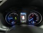 Toyota Yaris 1.5 Hybrid Aspiration | Navigatie | All season banden | Parkeersensoren achter | Dealer onderhouden |
