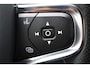 Volvo XC40 T2 129PK Automaat R-Design / Navigatie / Parkeersensoren / Adaptieve Cruise control / R-Design leder-Nubuck bekl. / Dodehoeksensor / Extra getint glas / All season banden
