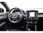 Volvo XC40 T2 129PK Automaat R-Design / Navigatie / Parkeersensoren / Adaptieve Cruise control / R-Design leder-Nubuck bekl. / Dodehoeksensor / Extra getint glas / All season banden