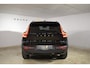 Volvo XC40 T2 129PK Automaat R-Design / Navigatie / Parkeersensoren / Adaptieve Cruise control / R-Design leder-Nubuck bekl. / Dodehoeksensor / Extra getint glas / All season banden