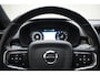 Volvo XC40 T2 129PK Automaat R-Design / Navigatie / Parkeersensoren / Adaptieve Cruise control / R-Design leder-Nubuck bekl. / Dodehoeksensor / Extra getint glas / All season banden