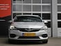 Opel Astra 1.2 Elegance | Stoel en stuurverwarming | Navigatie | Parkeersensoren voor en achter | Trekhaak | Led | Achteruitrijcamera | Lichtmetalen velgen | Keyless entry en start