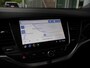 Opel Astra 1.2 Elegance | Stoel en stuurverwarming | Navigatie | Parkeersensoren voor en achter | Trekhaak | Led | Achteruitrijcamera | Lichtmetalen velgen | Keyless entry en start