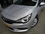 Opel Astra 1.2 Elegance | Stoel en stuurverwarming | Navigatie | Parkeersensoren voor en achter | Trekhaak | Led | Achteruitrijcamera | Lichtmetalen velgen | Keyless entry en start
