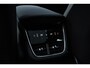 Volvo EX90 Twin Motor Performance Ultra 7p. 111 kWh | Luchtvering | Panoramadak | Premium audio by Bowers & Wilkins | Adaptieve Cruise Control | Elektrische voorstoelen, achterbank en stuurwiel | 360 Parkeercamera | Alarmklasse 3 | Warmtepomp | 22 inch Lichtmetalen velgen |