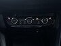 Opel Corsa-e Elegance 3-FASEN 50kWh 136pk | NAVI | APPLE CARPLAY / ANDROID AUTO | WINTERPACK | 17'' LM-VELGEN | DAKKLEUR ZWART |