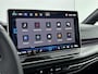 Volkswagen Golf Variant 1.5 eTSI R-Line Edition | Panoramadak | Black Style Pakket | 19" Lichtmetalen Velgen | Elektrische Achterklep | Stoelverwarming | Carplay | 360 Camera | LED Matrix