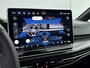 Volkswagen Golf Variant 1.5 eTSI R-Line Edition | Panoramadak | Black Style Pakket | 19" Lichtmetalen Velgen | Elektrische Achterklep | Stoelverwarming | Carplay | 360 Camera | LED Matrix