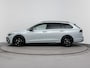 Volkswagen Golf Variant 1.5 eTSI R-Line Edition | Panoramadak | Black Style Pakket | 19" Lichtmetalen Velgen | Elektrische Achterklep | Stoelverwarming | Carplay | 360 Camera | LED Matrix