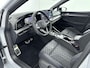 Volkswagen Golf Variant 1.5 eTSI R-Line Edition | Panoramadak | Black Style Pakket | 19" Lichtmetalen Velgen | Elektrische Achterklep | Stoelverwarming | Carplay | 360 Camera | LED Matrix