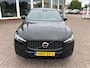 Volvo XC60 2.0 T6 Plug-in hybrid AWD R-Design - Panoramadak - Trekhaak - H&K - Nieuwstaat